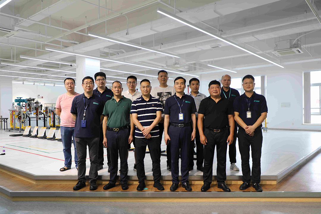 长沙新奥领导一行莅临上海飞奥参观交流 - 新闻中心 - 上海飞奥燃气设备有限公司